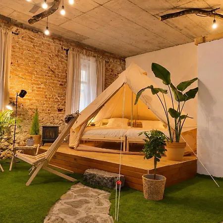 Pajtl Indoor Glamping Apartman