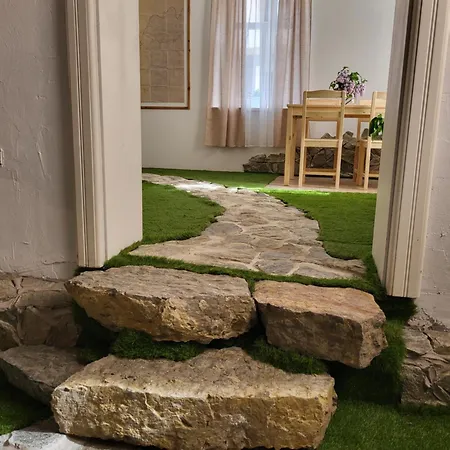 Pajtl Indoor Glamping